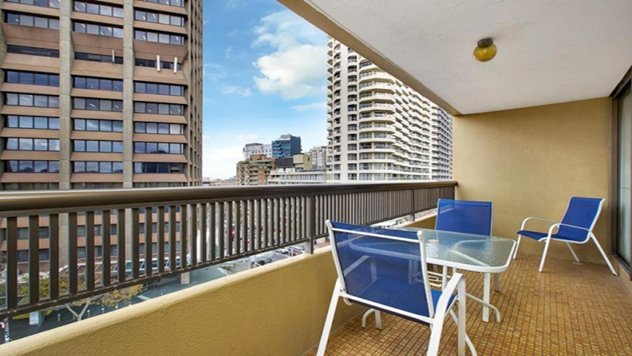 Studio With Balcony At College St Sydney Exterior foto